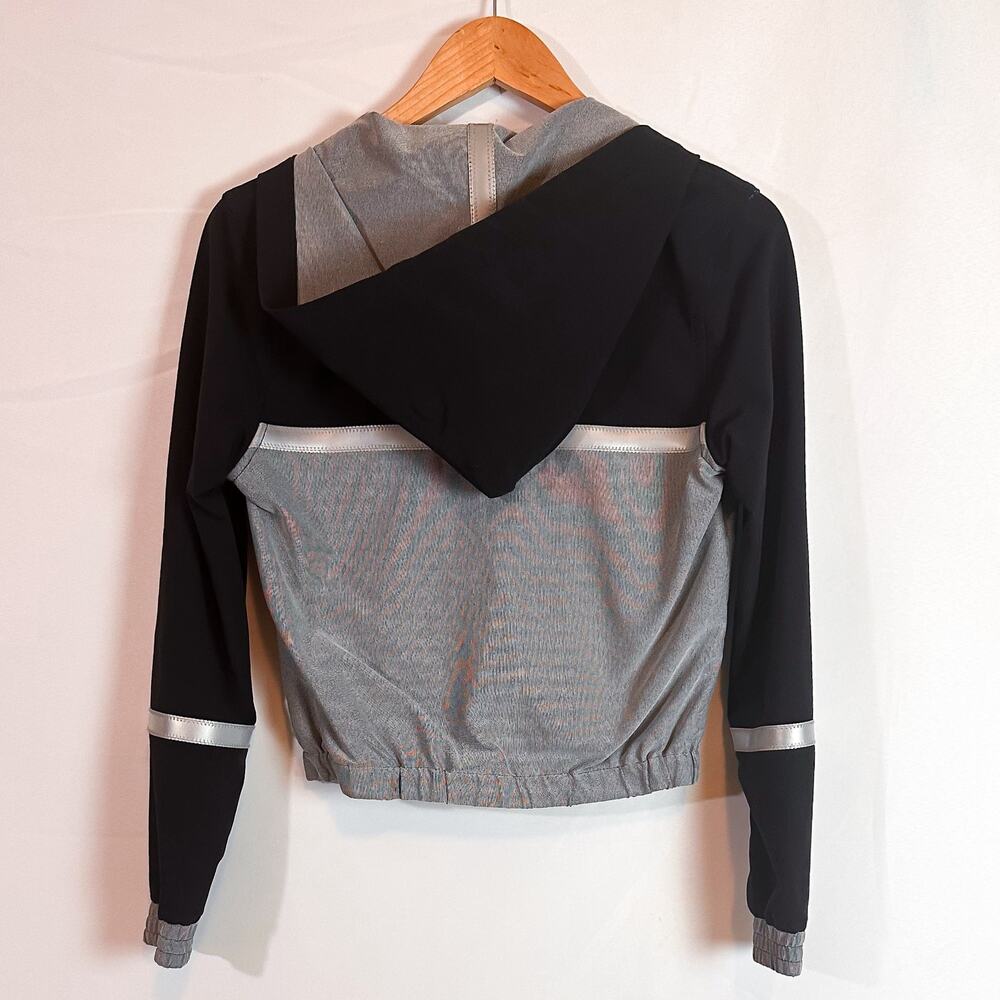 3 FOR $35! 📦 FP MOVEMENT Free People Crop Reflective Run Jacket Sz. XS - Picture 3 of 4